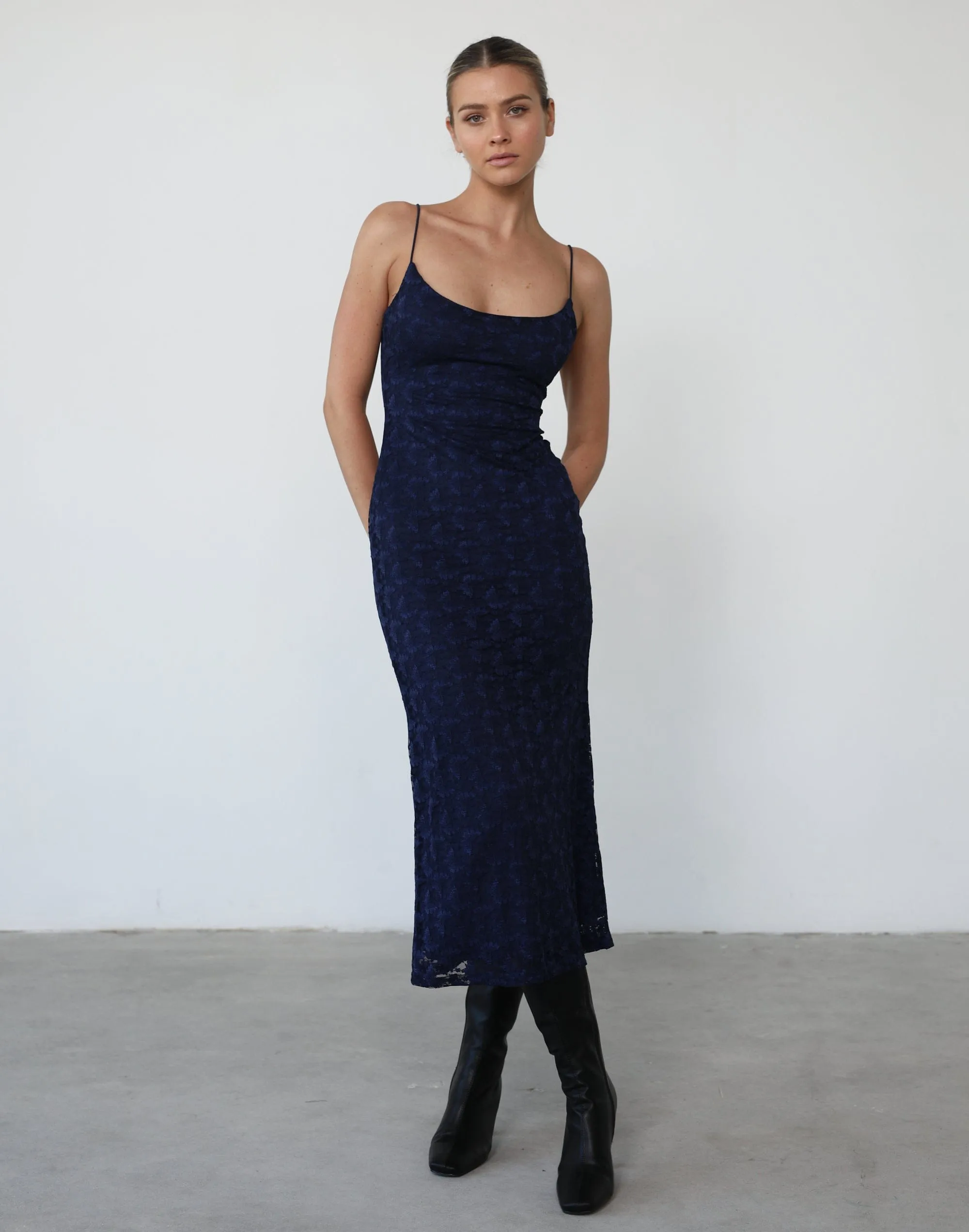 Araceli Midi Dress (Navy)