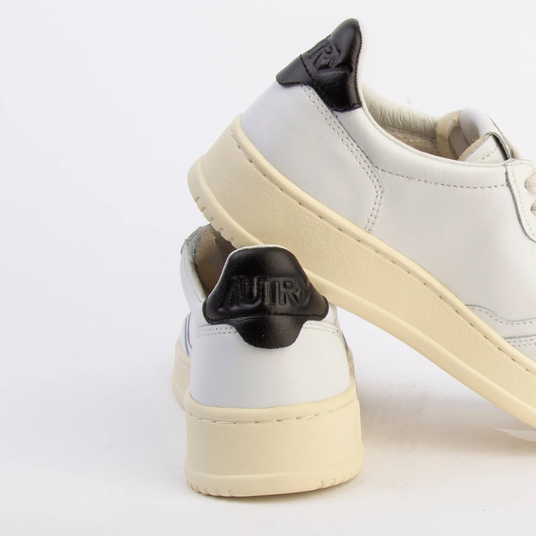 AUTRY SNEAKERS MEDALIST LOW AULW-LL 22 