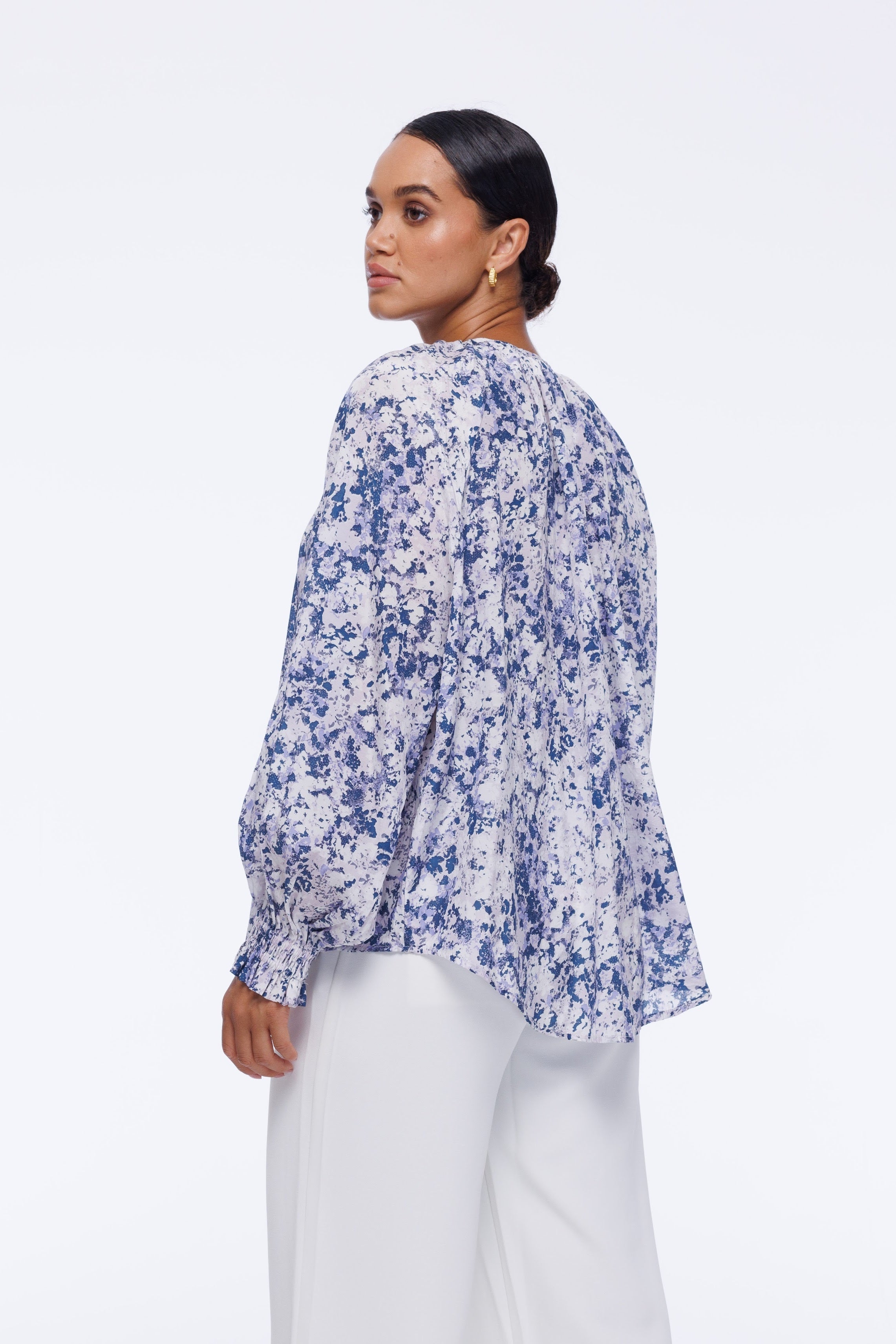 Ruthie Blouse - Exclusive Blue/White Floral