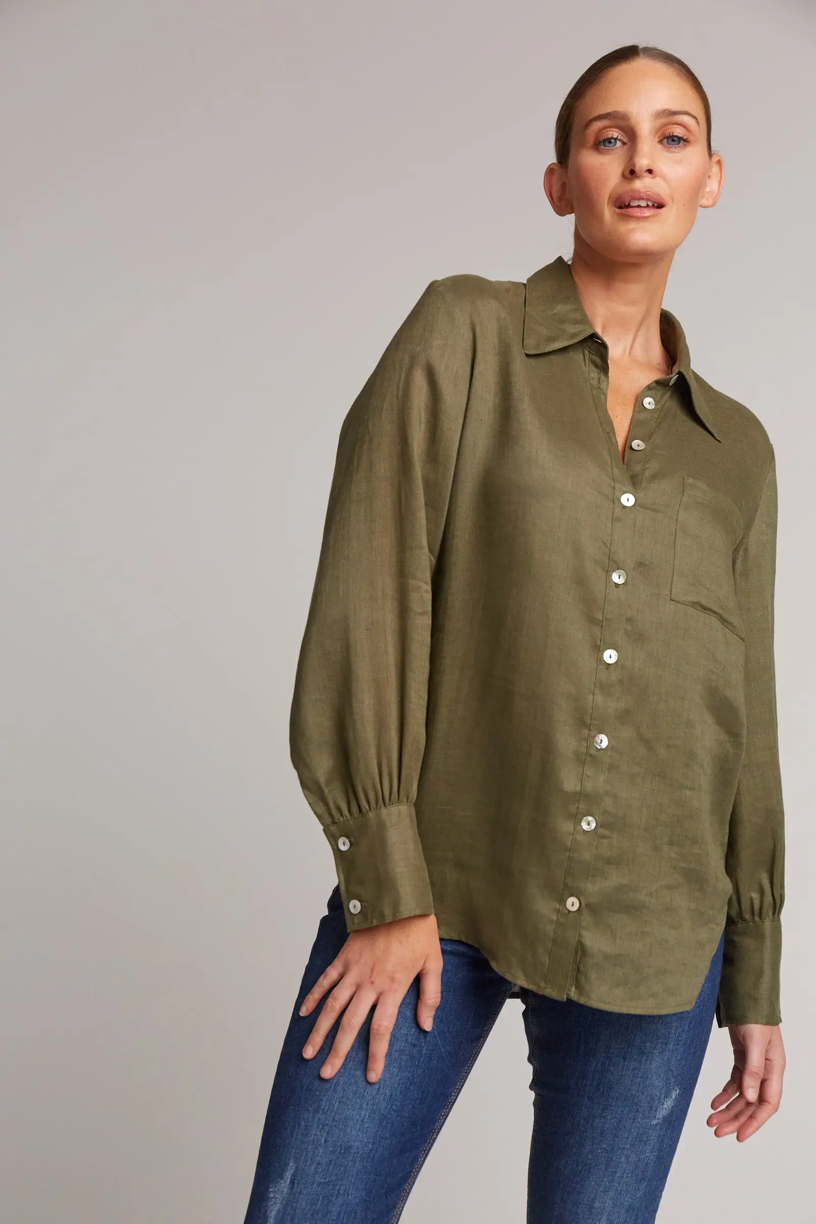 Studio Linen Shirt - Khaki